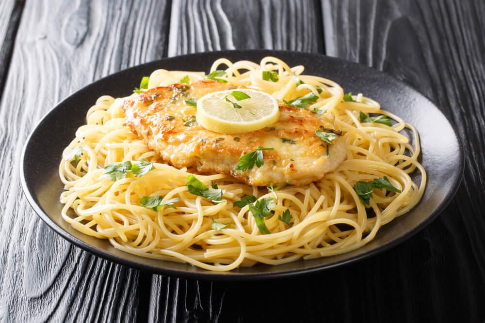 Pâtes complètes au citron et poulet